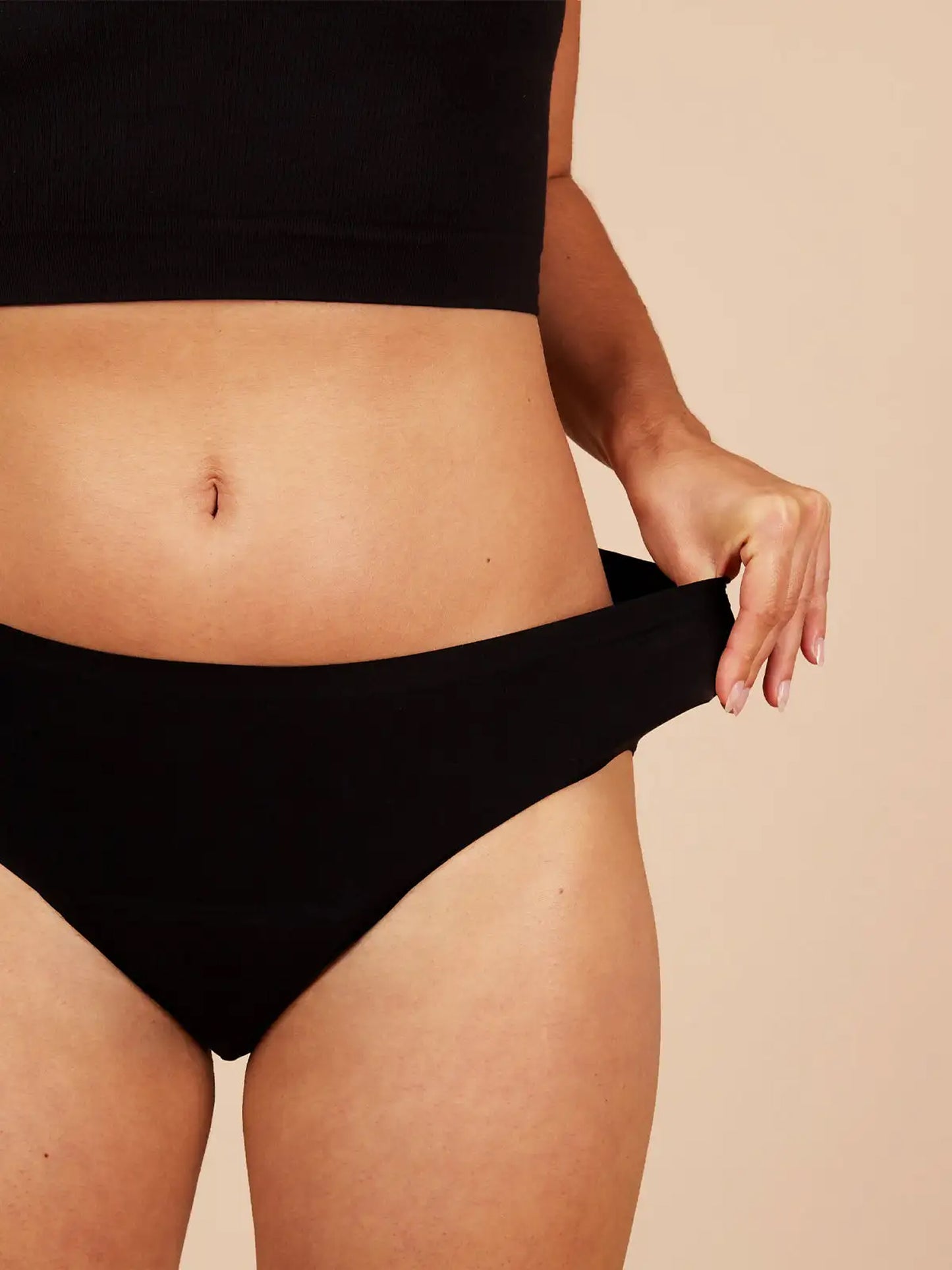 FLUXIES besiūlės NuStretch menstruacinės kelnaitės gausiam kraujavimui