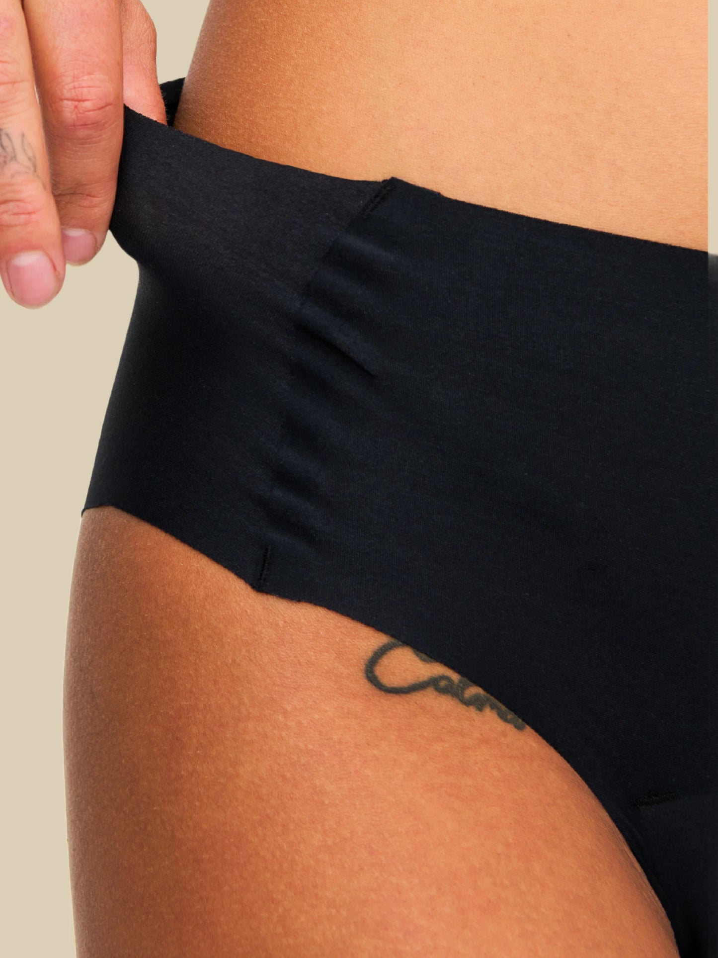 Besiūles menstruacinės kelnaitės aukštu liemeniu „ActiveMatters High-waist“